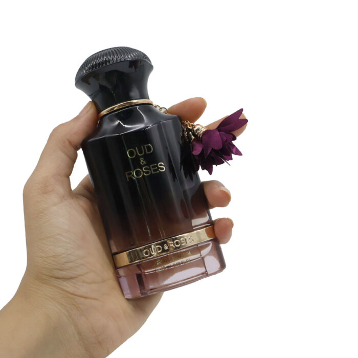 Oud & Roses Eau De Parfum 60ml for Unisex- Perempuan & Lelaki - by Ahmed Perfume - Image 3