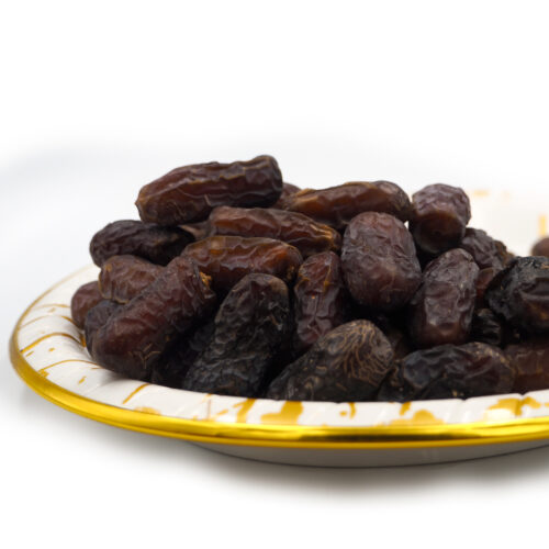 Mariami Grade AA Dates ( 1kg Kurma ) : Premium Medium-Sized Delights, Rich in Flavor & Nutrients