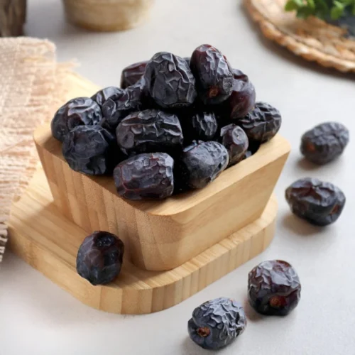 Ajwa Kurma Grade VIP ( 500g Dates ) Luxurious and Delicious Taste the Magic of Madinah Premium Superfruit
