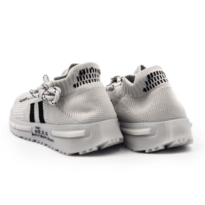 Fashionable Breathable Mesh Soft Sole Sports Shoes for Boys and Girls, (Gray Color fl2022-702) - Image 7