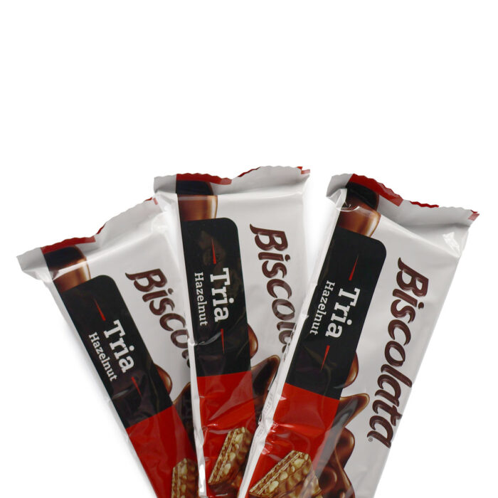 BISCOLATA TRIA HAZELNUT, MILK CHOCOLATE WAFERS WITH HAZELNUT CREAM 100G {1PC, 3PCS, 6PCS} - Image 2