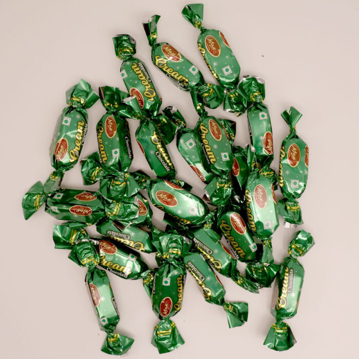 MAX TRUFFLES MIX CHOCOLATE WITH A SMOOTH MELTING {LEMON/PEANUT/COCONUT} FILLING {250G, 500G, 1KG} - Image 2