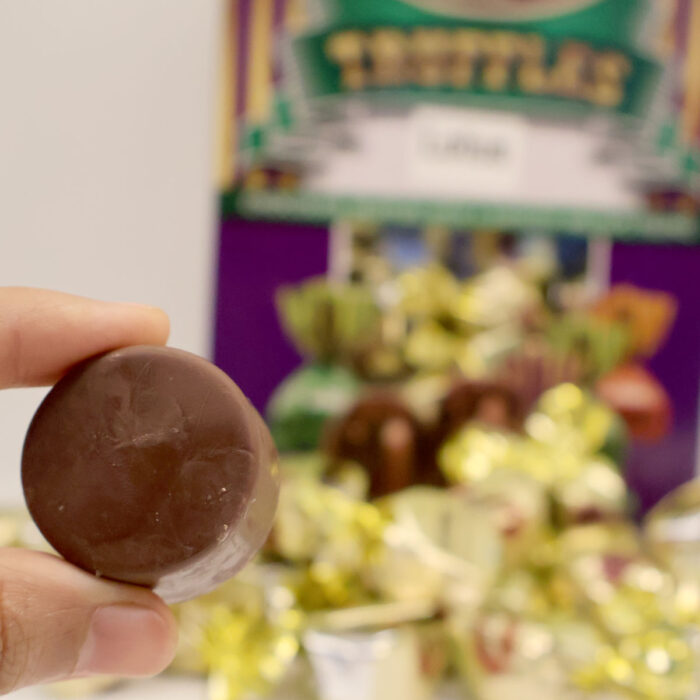 MAX TRUFFLES CHOCOLATE WITH A SMOOTH MELTING LOTUS FILLING {250G, 500G, 1KG} - Image 4