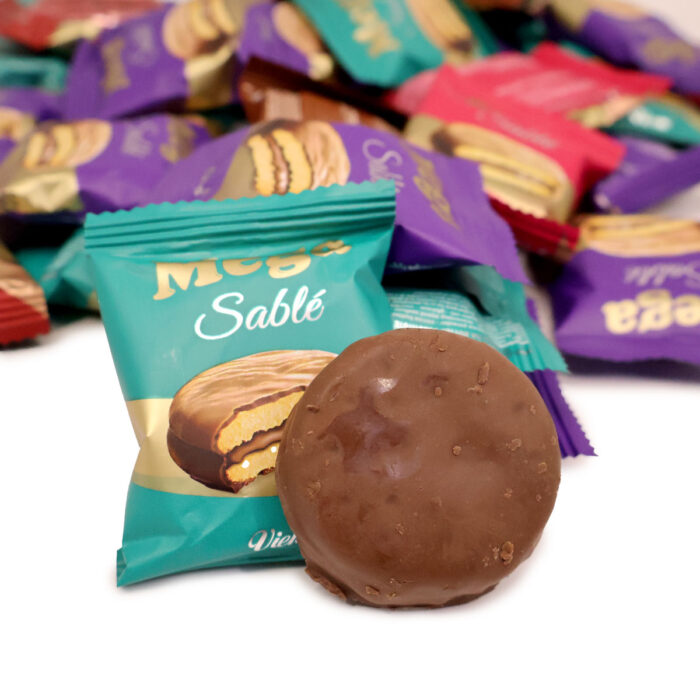 MEGA SABLE BISCUITS FILLED WITH CREAM AND COVERED IN CHOCOLATE  ,VIENNA HIGH QUALITY CHOCOLATE {250G, 500G, 1KG}