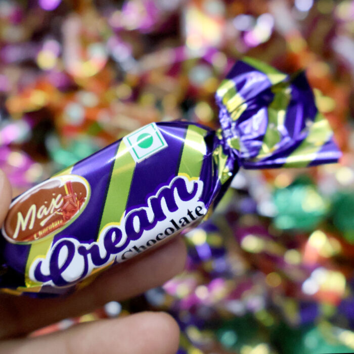 MAX TRUFFLES MIX CHOCOLATE WITH A SMOOTH MELTING {LEMON/PEANUT/COCONUT} FILLING {250G, 500G, 1KG}