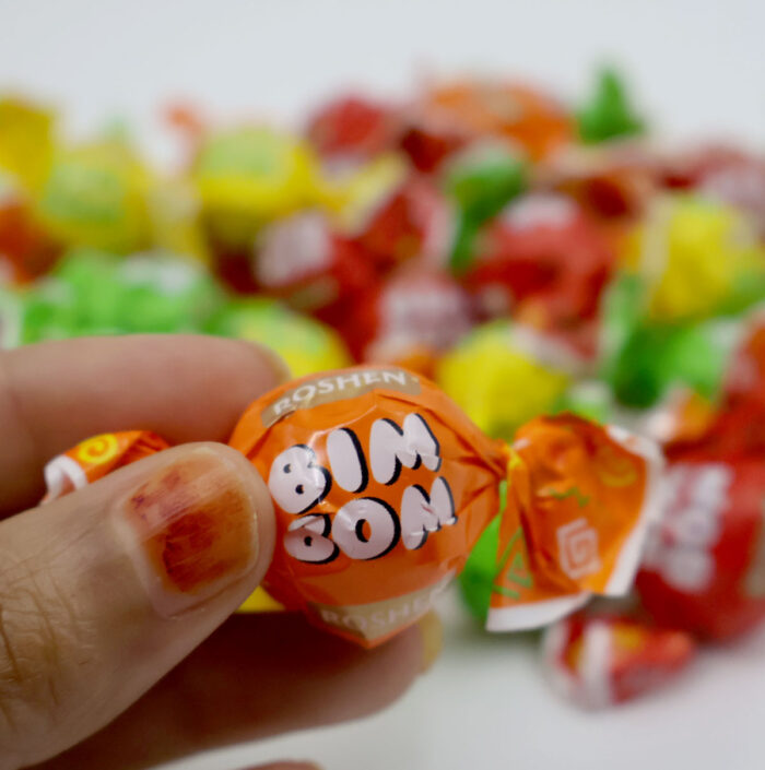 Roshen Bim Bom Hard Candy with Fruit Flavor Filling { 250G, 500G, 1KG } - Image 5